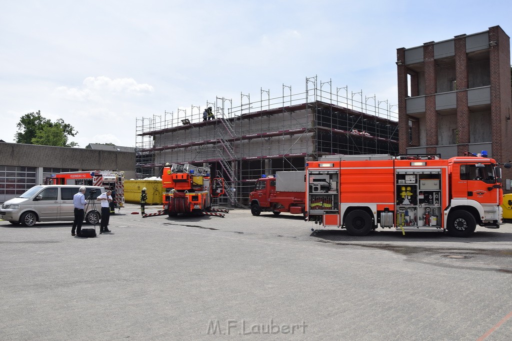 Feuer 2 Koeln Weidenpesch Scheibenstr Feuerwache 5 P41.JPG - Miklos Laubert